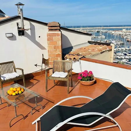 Seaview Downtown Apartament
